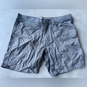 Mountain Khakis Men's Shorts Size 35x8